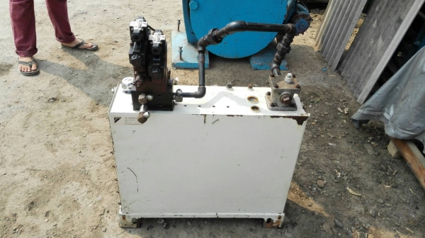 Sell> ขายชุดปั้มไฮดรอลิค Power Unit Daikin มอเตอร์ 2 แรง พร้อมคอนโทรลไฟฟ้า