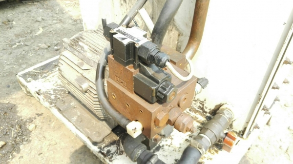 Sell> ขายชุดปั้มไฮดรอลิค Power Unit Daikin มอเตอร์ 2 แรง พร้อมคอนโทรลไฟฟ้า