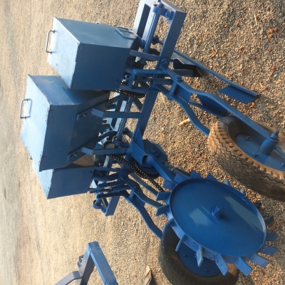 ขายคะเครื่องหยอดข้าวโพดพร้อมใช้สนใจโทร0820710619