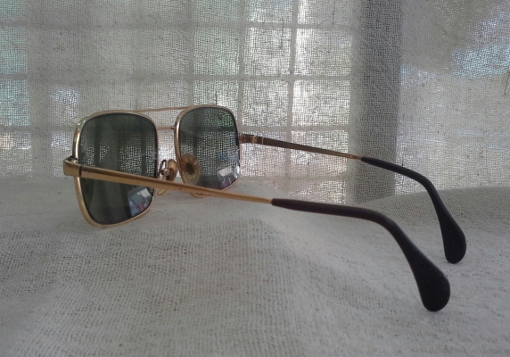 แว่นตาโกลด์ฟิลด์/บิดาของเรย์-แบน  BAUSCH &amp; LOMB made in Australia