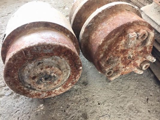 แคเรีย CAT 320 เก่าญี่ปุ่น ราคา 2,000 บาท