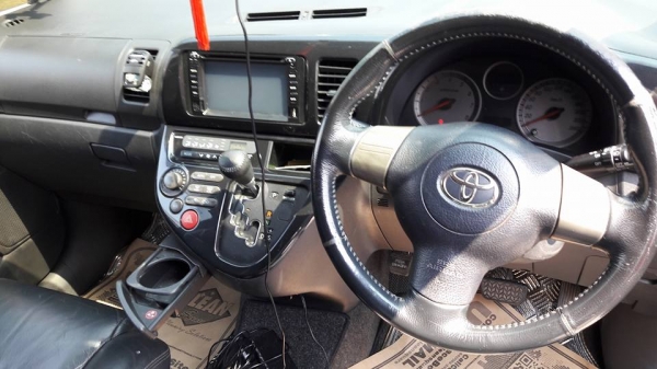 ขายด่วนโตโยต้าวิชรถครอบครัวราคาประหยัด