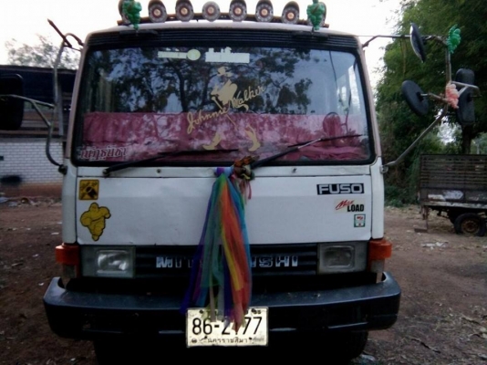 ขาย10ล้อ2เพลา FUSO 195 เกียร์อีตั้น แชชซีสวยกระบะเนียม มีบาร์อ้อย แอร์เย็น พร้อมวิ่งอ้อยมัน ขาย10ล้อ2เพลา FUSO 195 เกียร์อีตั้น แชชซีสวยกระบะเนียม มีบาร์อ้อย แอร์เย็น พร้อมวิ่งอ้อยมัน