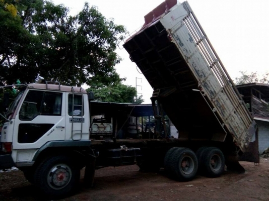 ขาย10ล้อ2เพลา FUSO 195 เกียร์อีตั้น แชชซีสวยกระบะเนียม มีบาร์อ้อย แอร์เย็น พร้อมวิ่งอ้อยมัน ขาย10ล้อ2เพลา FUSO 195 เกียร์อีตั้น แชชซีสวยกระบะเนียม มีบาร์อ้อย แอร์เย็น พร้อมวิ่งอ้อยมัน