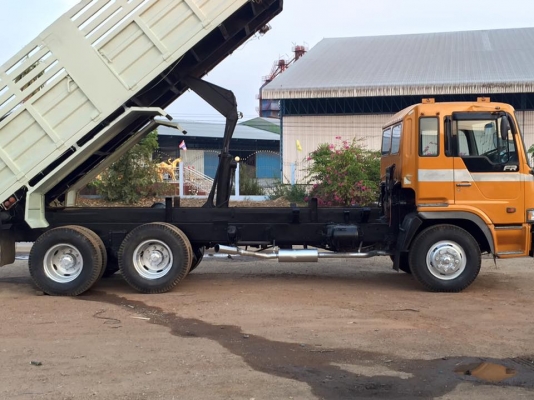 แสงฟ้าเต๊นท์รภ////รถ10ล้อดั้ม 2เพลา HINO-FR274 เครื่องEK100-260 เบรกแห้ง