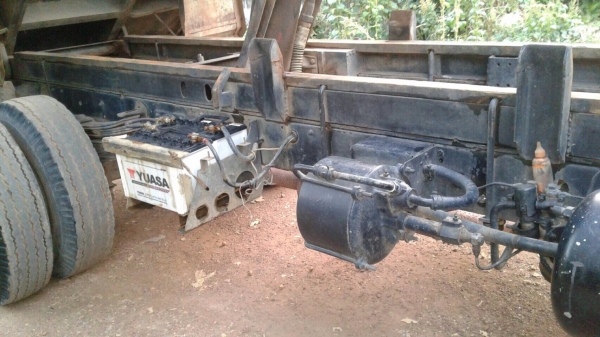 ขายรถหกล้อดัมพ์ HINO FB112 เครื่อง WO4D 117 แรง ปี 34 กระบะดัมพ์ช่วงยาว 4.30 เมตร ทะเบียนพร้อม