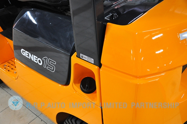 ขายรถโฟล์คลิฟท์มือสอง TOYOTA รุ่น7FD15-13445 ราคา 285,000 บาท นำเข้าจากประเทศญี่ปุ่น 100\% ไม่เคยใช้งานในไทย