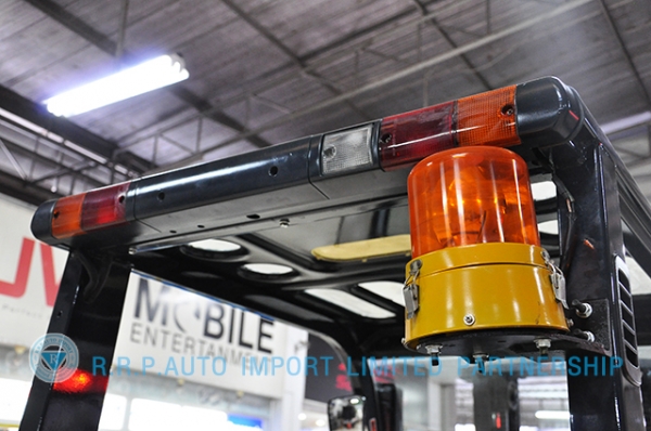 ขายรถโฟล์คลิฟท์มือสอง TOYOTA รุ่น7FD15-13445 ราคา 285,000 บาท นำเข้าจากประเทศญี่ปุ่น 100\% ไม่เคยใช้งานในไทย