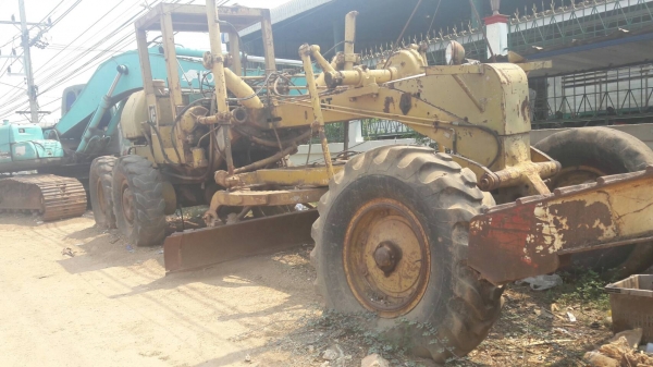 ขายถูกรถเกรด CAT 12E สภาพพร้อมใช