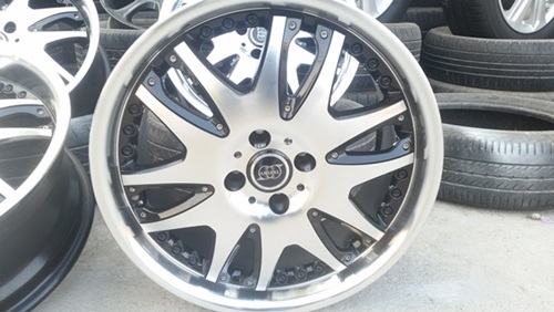 ขายล้อ INFINITY VIP 17 กว้าง7 4รู100 ET42 4 ล้อ ขายล้อ INFINITY VIP 17 กว้าง7 4รู100 ET42 4 ล้อ