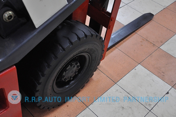 ขายรถโฟล์คลิฟท์มือสอง NISSAN รุ่น H01-004203 ราคา155,000 บาทนำเข้าจากประเทศญี่ปุ่น 100\% ไม่เคยใช้งานในประเทศไทย