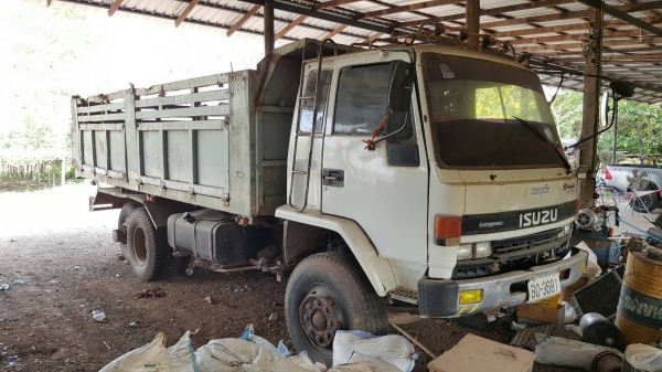 ขาย 10 ล้อดั้ม 2 เพลา FVZ12MY วางเครื่อง 6SD1 โบอินเตอร์  270 แรงม้า เกียร์ Easton ช่วงล่าง 240 คัสซีสวยจัดตลอดเส้น เบรคทิฟฟี่ ทะเบียนเต็มพร้อมโอน ราคาต่อรองได้