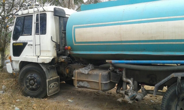 ขออนุญาติขายรถน้ำMISSUBISHI195 สองเพลา พร้อมโอนพร้อมใช้งาน ราคา 680000 สนใจติดต่อ ช่างดำ 0853224877-0988930465 ขออนุญาติขายรถน้ำMISSUBISHI195 สองเพลา พร้อมโอนพร้อมใช้งาน ราคา 680000 สนใจติดต่อ ช่างดำ 0853224877-0988930465