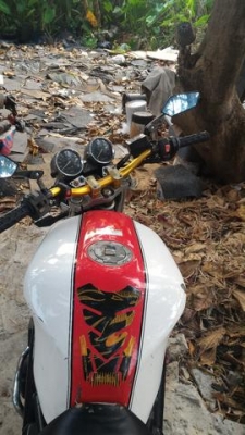 ขาย yamaha 400cc 35,000 ขาย yamaha 400cc 35,000