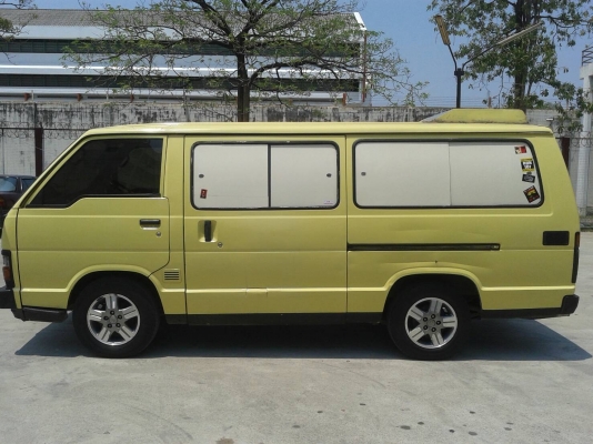 ขายรถตู้โตโยต้า ไฮเอท