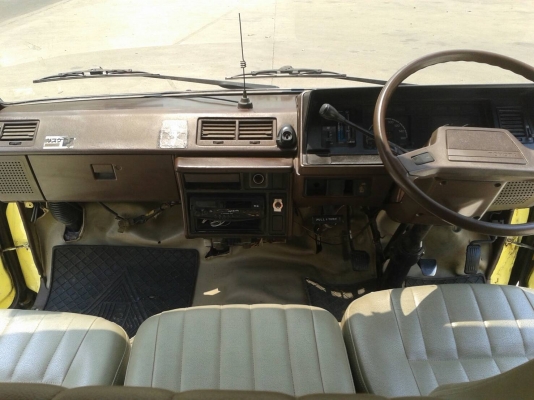 ขายรถตู้โตโยต้า ไฮเอท