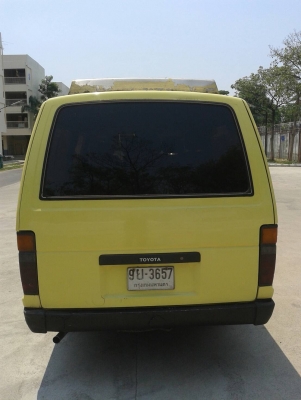 ขายรถตู้โตโยต้า ไฮเอท