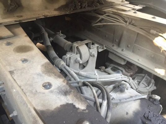 10 ล้อหัวลาก 360 แรง ISUZU MP1GXZ77N9T0000780 รถสวยเดิมๆ ใช้น้อยมาก รถไม่ซ้ำ เล่มพร้อม