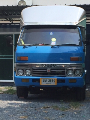 ขาย รถกระบะบรรทุก4 ล้อไม่ติกเวลา