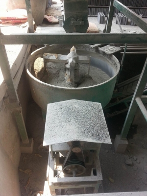 ขายเครื่องอัดอิฐบล็อก ราคา250000บาท ต่อรองได้ถ้าสนใจจริงระบบไฮโดรลิค ออก4ก้อน