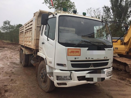 10 ล้อดั้ม MITSUBICHI MMJFN62M ฟูโซ่ ปี 2557 ไมล์ มีระบบลากพ่วง