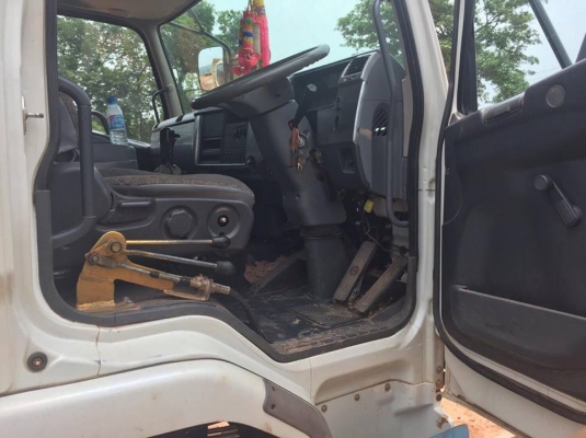 10 ล้อดั้ม MITSUBICHI MMJFN62M ฟูโซ่ ปี 2557 ไมล์ มีระบบลากพ่วง