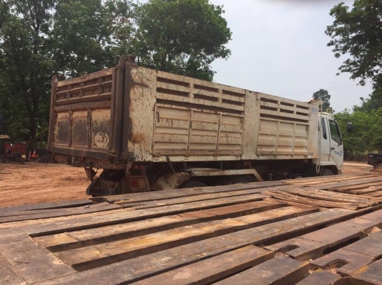 10 ล้อดั้ม MITSUBICHI MMJFN62M ฟูโซ่ ปี 2557 ไมล์ มีระบบลากพ่วง