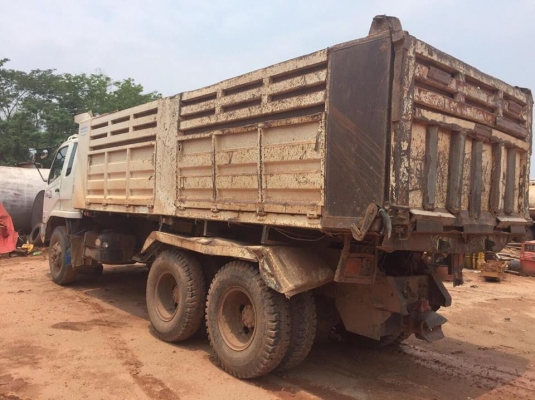 10 ล้อดั้ม MITSUBICHI MMJFN62M ฟูโซ่ ปี 2557 ไมล์ มีระบบลากพ่วง