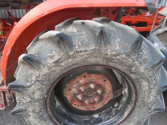 คูโบต้า L4708 4 WD พร้อมใบมีดตราช้าง ขายตามสภาพ เครื่องดี เกียร์ดี ไฮโดรลิกดี