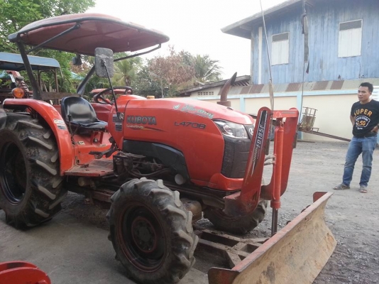 คูโบต้า L4708 4 WD พร้อมใบมีดตราช้าง ขายตามสภาพ เครื่องดี เกียร์ดี ไฮโดรลิกดี