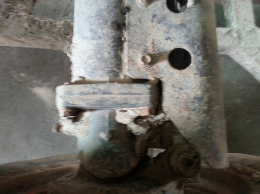 คูโบต้า L4708 4 WD พร้อมใบมีดตราช้าง ขายตามสภาพ เครื่องดี เกียร์ดี ไฮโดรลิกดี