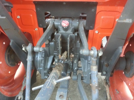 คูโบต้า L3008 4 WD ใบมีดตราช้าง ผาน 5 ช้าง ทำงาน 470ชั่วโมง..เล่มทะเบียนพร้อม