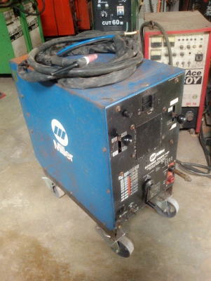 ขายเครื่องเชื่อมอาร์ก้อน Miller 150
