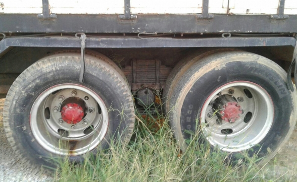 สิบล้อ ฮีโน่  FF3H195ช่วงยาว7.20ม เพาเดียว สภาพดีสวยพร้อมใช้งาน เล่ม ทะเบียนพร้อมโอน