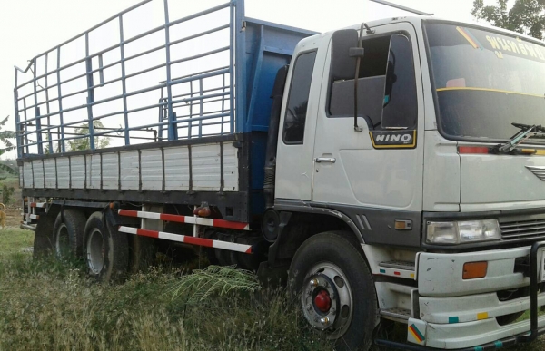 สิบล้อ ฮีโน่  FF3H195ช่วงยาว7.20ม เพาเดียว สภาพดีสวยพร้อมใช้งาน เล่ม ทะเบียนพร้อมโอน