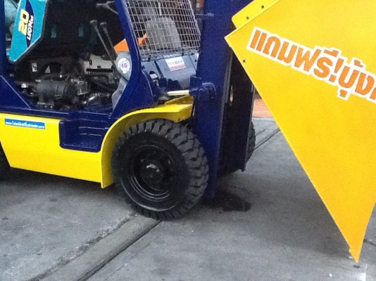 แหล่งรวมรถโฟลค์ลิฟท์งาเทฮิ้งค์ฟอร์คงากระดกเทได้สำหรับตักยางก้อนยางพาราและยางถ้วย