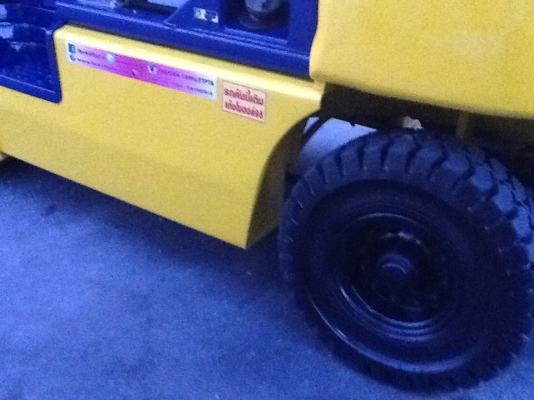 แหล่งรวมรถโฟลค์ลิฟท์งาเทฮิ้งค์ฟอร์คงากระดกเทได้สำหรับตักยางก้อนยางพาราและยางถ้วย