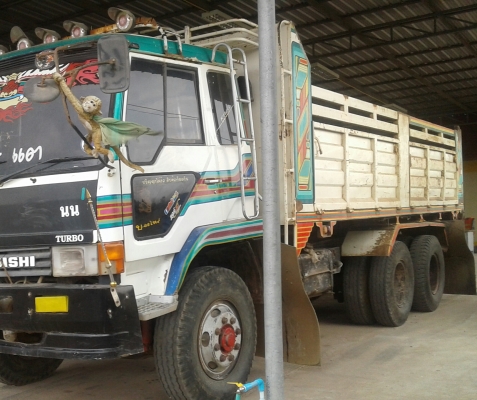 สิบล้อ มิตซู FN527 TF-39&times;&times;&times; 220โบว์ เบรคเกียร์ใหญ่10สปีส 2เพา สภาพดีสวยพร้อมใช้งาน ทะเบียนพร้อมโอน