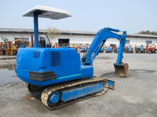 KOBELCO SK027 ขนาดPC-30 เครื่อง 3 สูบ<เทอร์โบ>รถเก่านอกมีเอกสาร☎️ติดต่อ 085-5632278 (ราคาต่อรองได้)