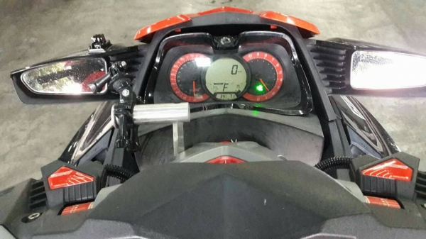 ขายด่วนjet ski seadoo 260 ปี2011พร้อมเทรเล่อร์