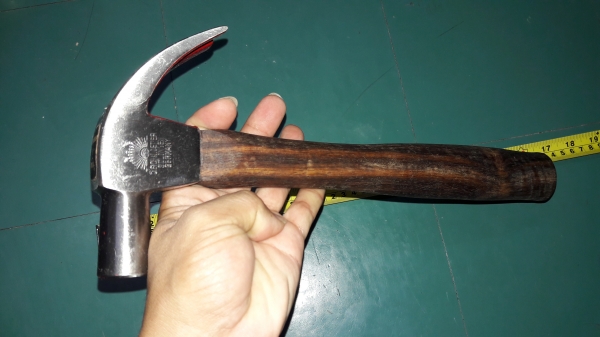 ขายค้อนตราตาขนาด16oz.งานใหม่ด้ามไม้มงคลสวยงาม ขายค้อนตราตาขนาด16oz.งานใหม่ด้ามไม้มงคลสวยงาม