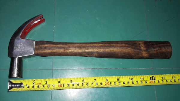 ขายค้อนตราตาขนาด16oz.งานใหม่ด้ามไม้มงคลสวยงาม