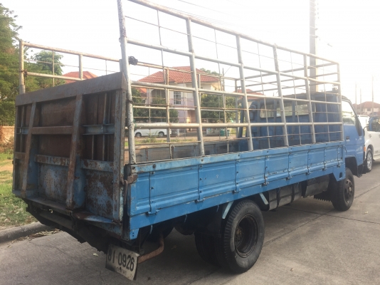 115แรง ยาว4.50เมตร เครื่องดี คัสซีดี ยางดี พร้อมใช้ ภาษีพร้อมเล่มพร้อมโอน