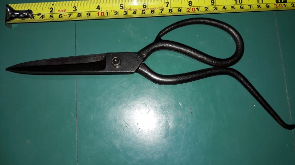 ขายกรรไกรหางงานเก่าเยอรมันตราศรคู่ ขายกรรไกรหางงานเก่าเยอรมันตราศรคู่