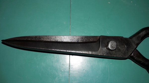 ขายกรรไกรหางงานเก่าเยอรมันตราศรคู่ ขายกรรไกรหางงานเก่าเยอรมันตราศรคู่