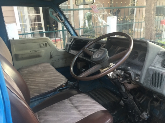 115แรง ยาว4.50เมตร เครื่องดี คัสซีดี ยางดี พร้อมใช้ ภาษีพร้อมเล่มพร้อมโอน