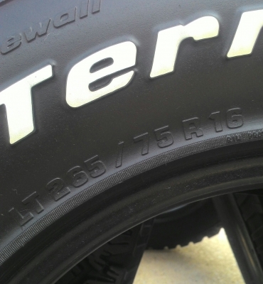 ขาย BF All 265/75/16 สวยๆ ขาย BF All 265/75/16 สวยๆ