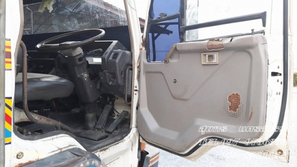 ขายด่วน รถบรรทุก 10 ล้อ MITSUBISHI FUSO 527MA / 190 แรง 2 เพลา ดั้ม พร้อมใช้งาน ราคาสุดคุ้ม ขายด่วน รถบรรทุก 10 ล้อ MITSUBISHI FUSO 527MA / 190 แรง 2 เพลา ดั้ม พร้อมใช้งาน ราคาสุดคุ้ม