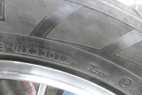 ล้อแม็ก20นิ้ว6รู พร้อมยาง สวยๆ 4 ล้อ ราคา 9900 บาท