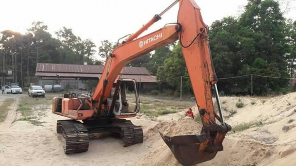 ขายรถขุด แบคโค HITACHI EX200-1 สภาพพร้อมใช้งาน เอกสารใบซื้อขาย สนใจโทร 090-8588220คุณนะ 093-3258446คุณบิว หรือเข้าดูสินค้าอื่นๆได้ที่ www.truck.in.th/498 หรือเพจFacebook ณรงค์ ซื้อขายรถมือสอง (เว็บไซต์ส่วนตัว) หรือFacebook คุณนะ รถบรรทุก ขายรถขุด แบคโค HITACHI EX200-1 สภาพพร้อมใช้งาน เอกสารใบซื้อขาย สนใจโทร 090-8588220คุณนะ 093-3258446คุณบิว หรือเข้าดูสินค้าอื่นๆได้ที่ www.truck.in.th/498 หรือเพจFacebook ณรงค์ ซื้อขายรถมือสอง (เว็บไซต์ส่วนตัว) หรือFacebook คุณนะ รถบรรทุก